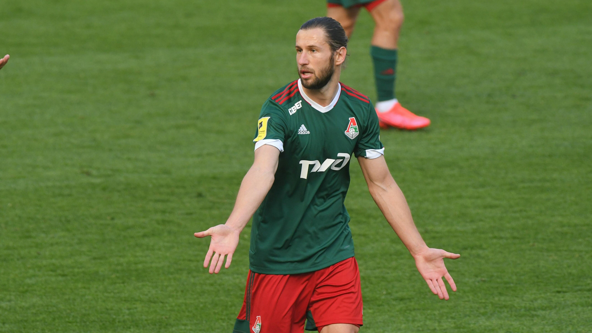 Grzegorz Krychowiak_Lokomotive Moskau__05102020_Russian Look