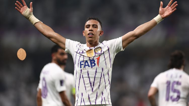 Soufiane Rahimi esulta per l'Al Ain