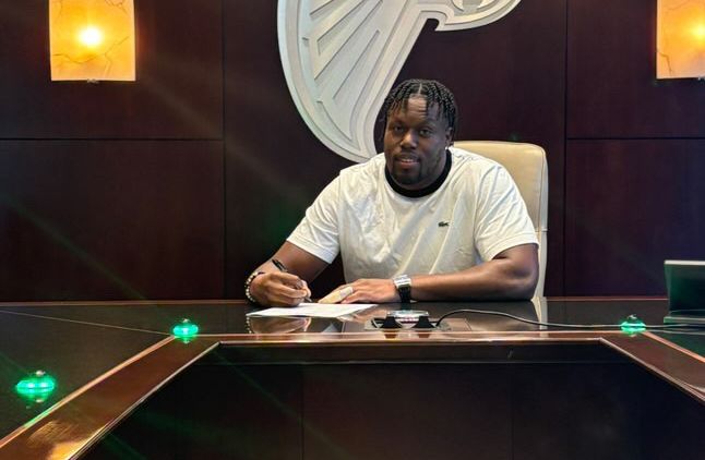 Junior Aho prolonge chez les Atlanta Falcons