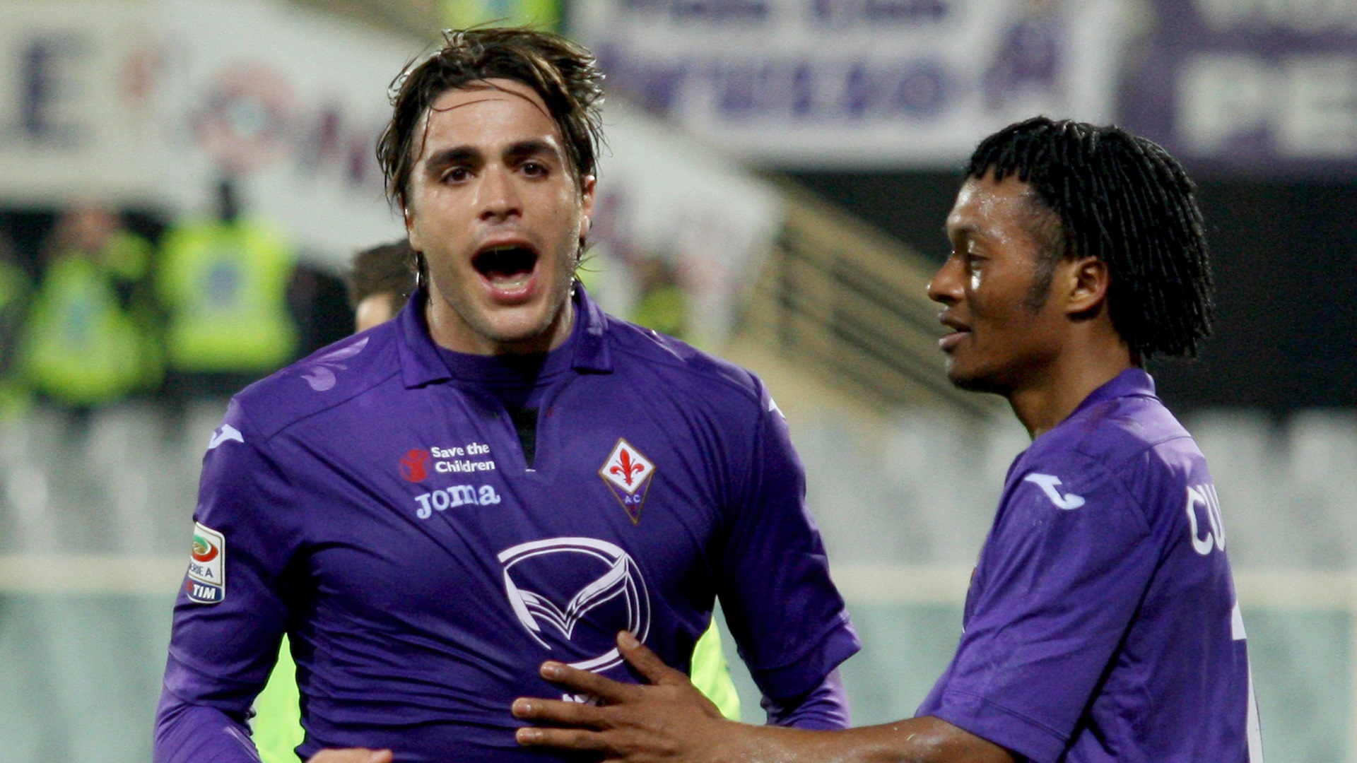 Matri esulta in una partita della Fiorentina