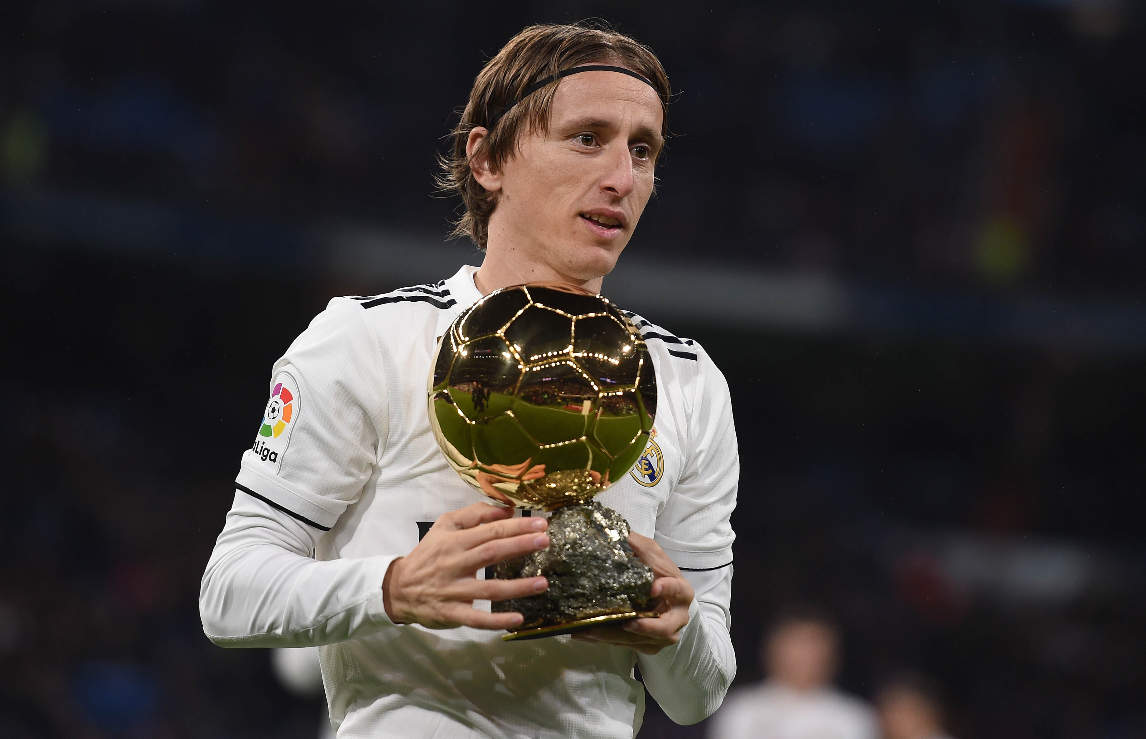 Luka Modric con il Pallone d'Oro 2018