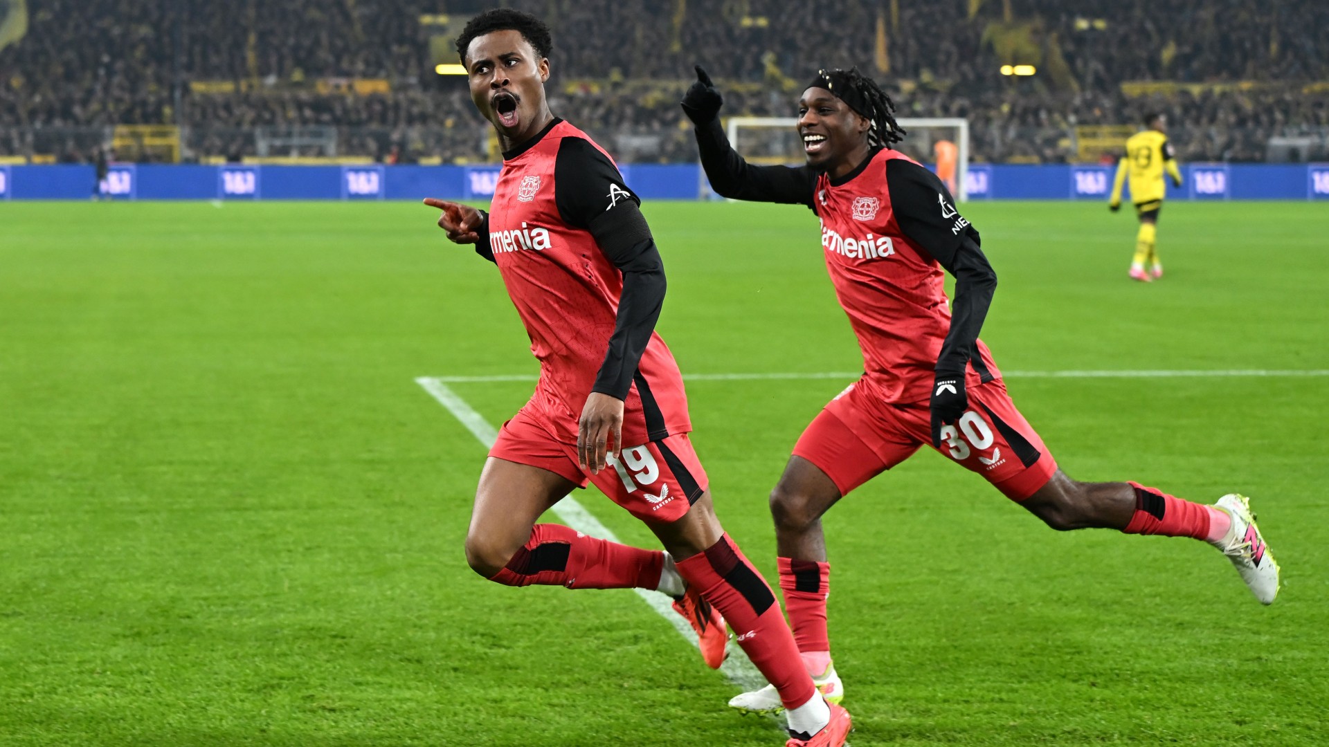 Bayer Leverkusen Nathan Tella Bundesliga 100125