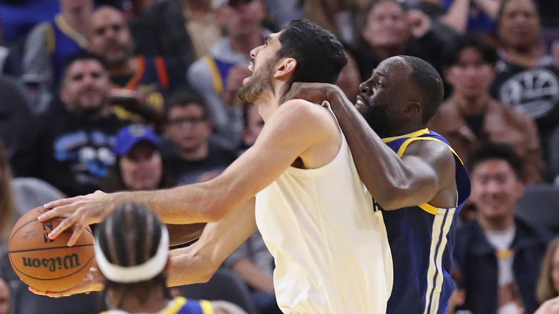 Draymond Green Santi Aldama NBA 2025