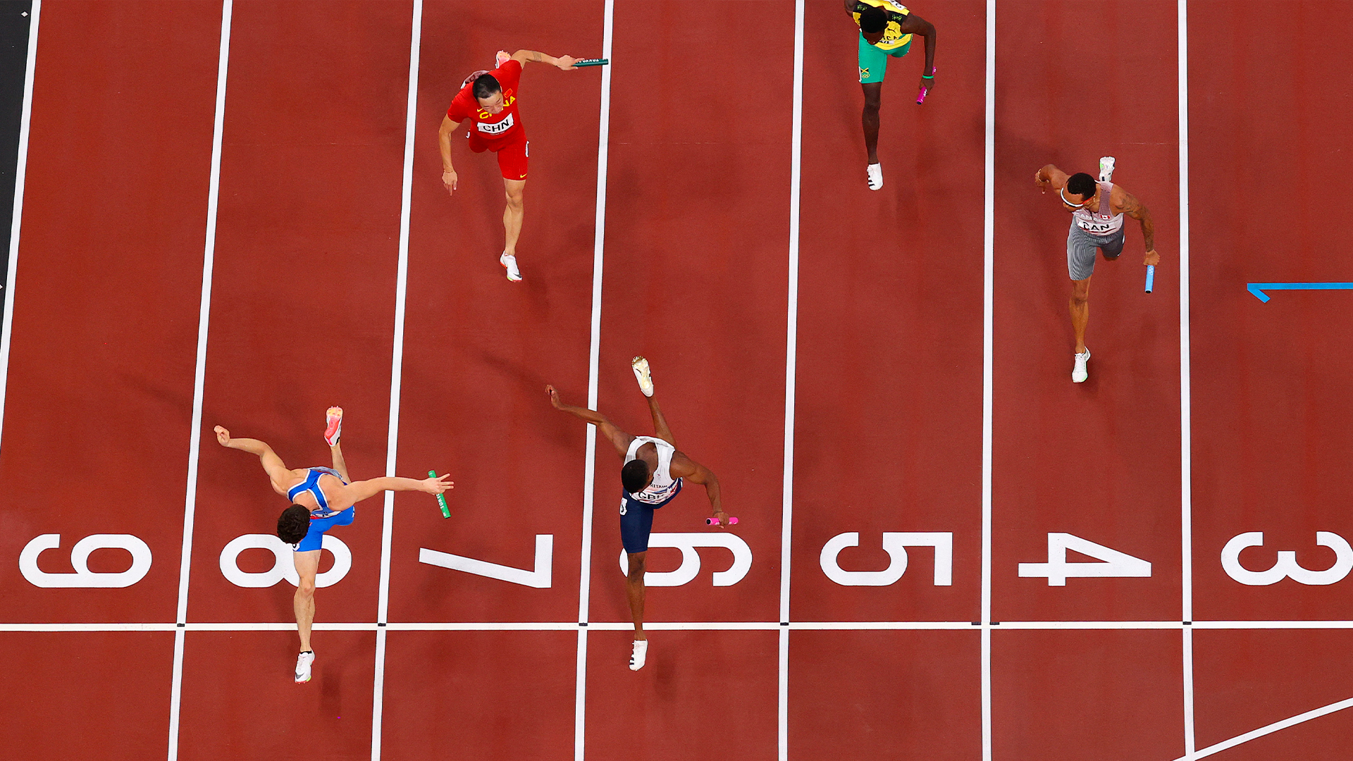 Il traguardo della 4x100