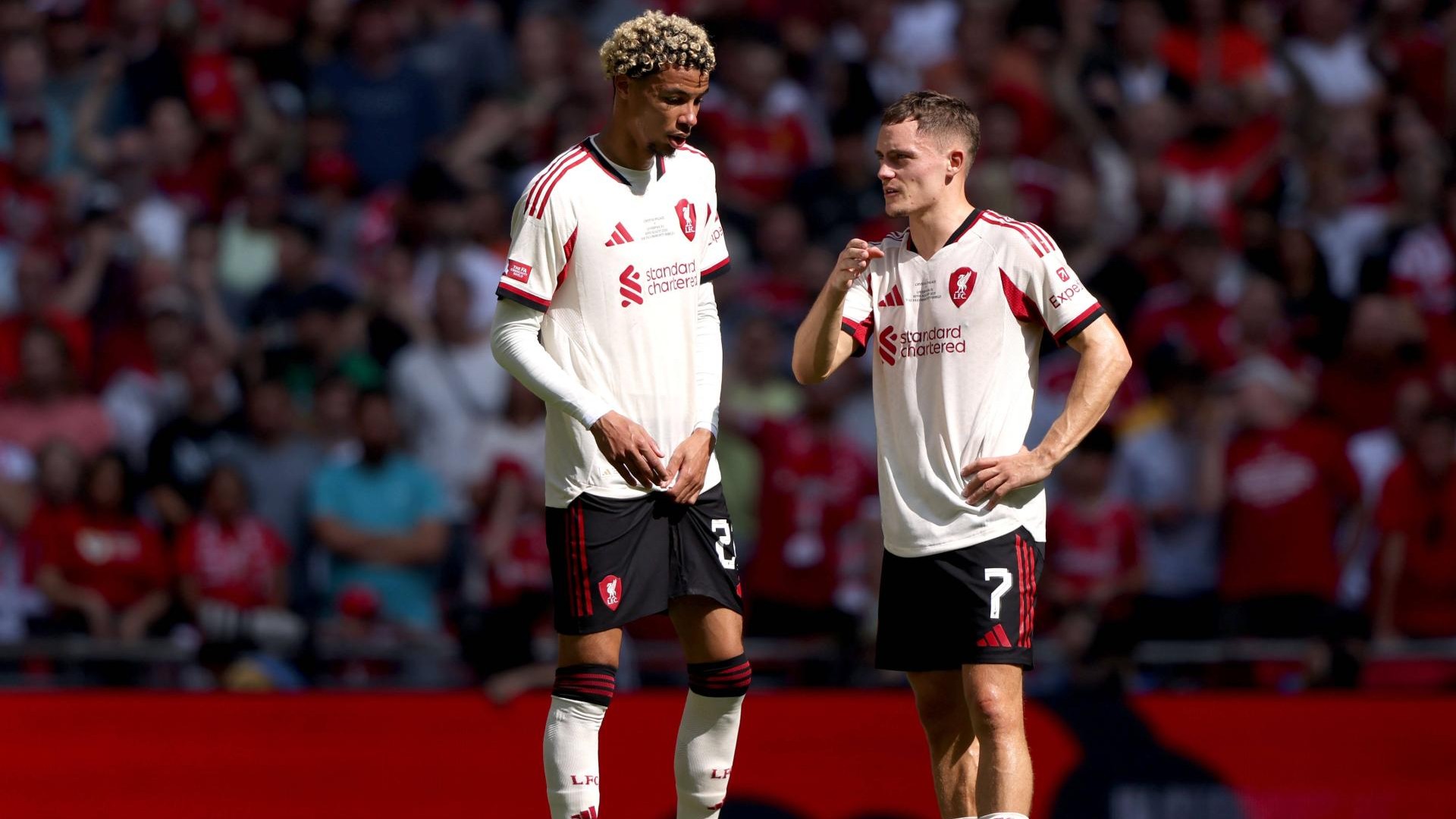 Florian Wirtz, Hugo Ekitikite FC Liverpool 1920x1080