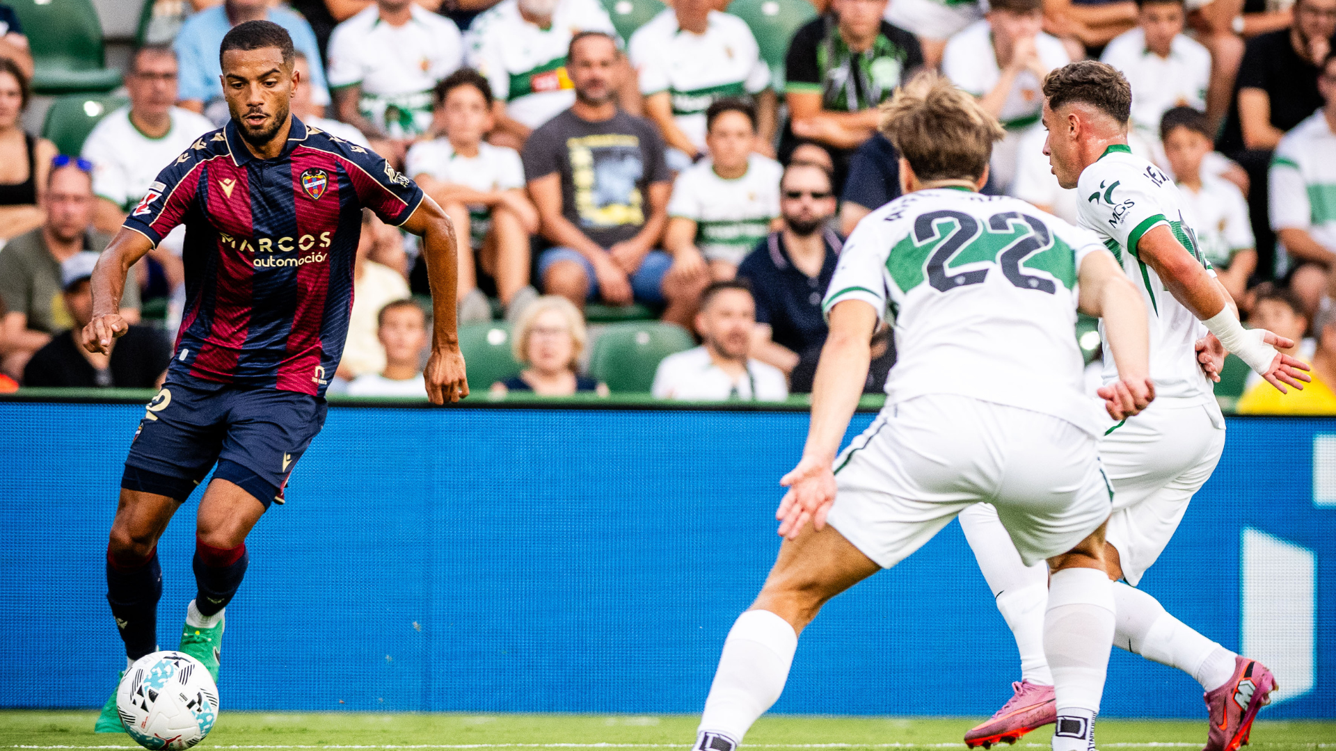 Elche CF vs Levante, LALIGA