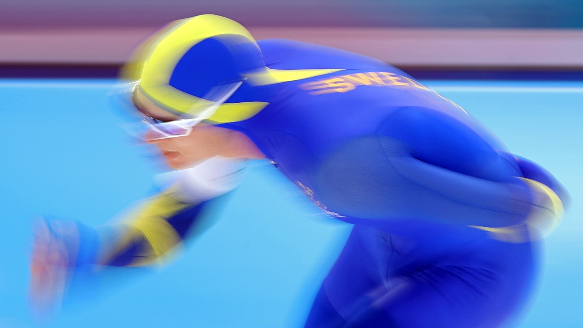 Pechino 2022, il vincitore dei 5000 e 10000 di pattinaggio Nils van der Poel