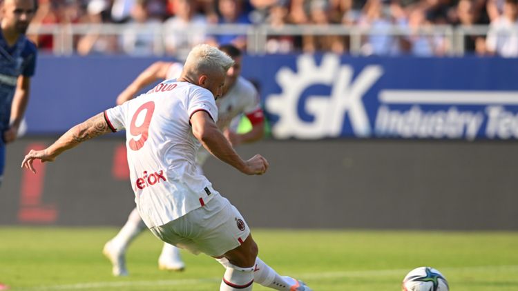 Olivier Giroud, attaccante Milan, Serie A TIM 2022-2023, DAZN Italia