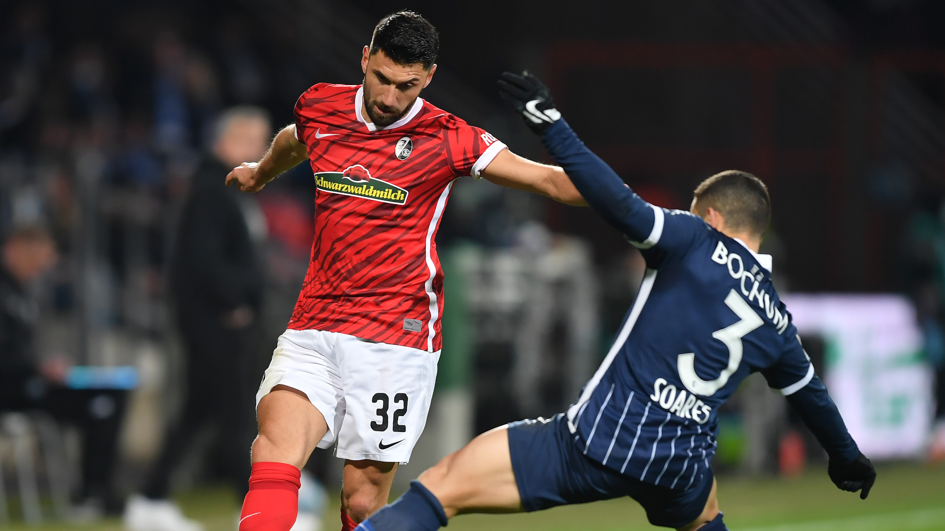 Vincenzo Grifo Danilo Soares SC Freiburg VfL Bochum Bundesliga 27112021