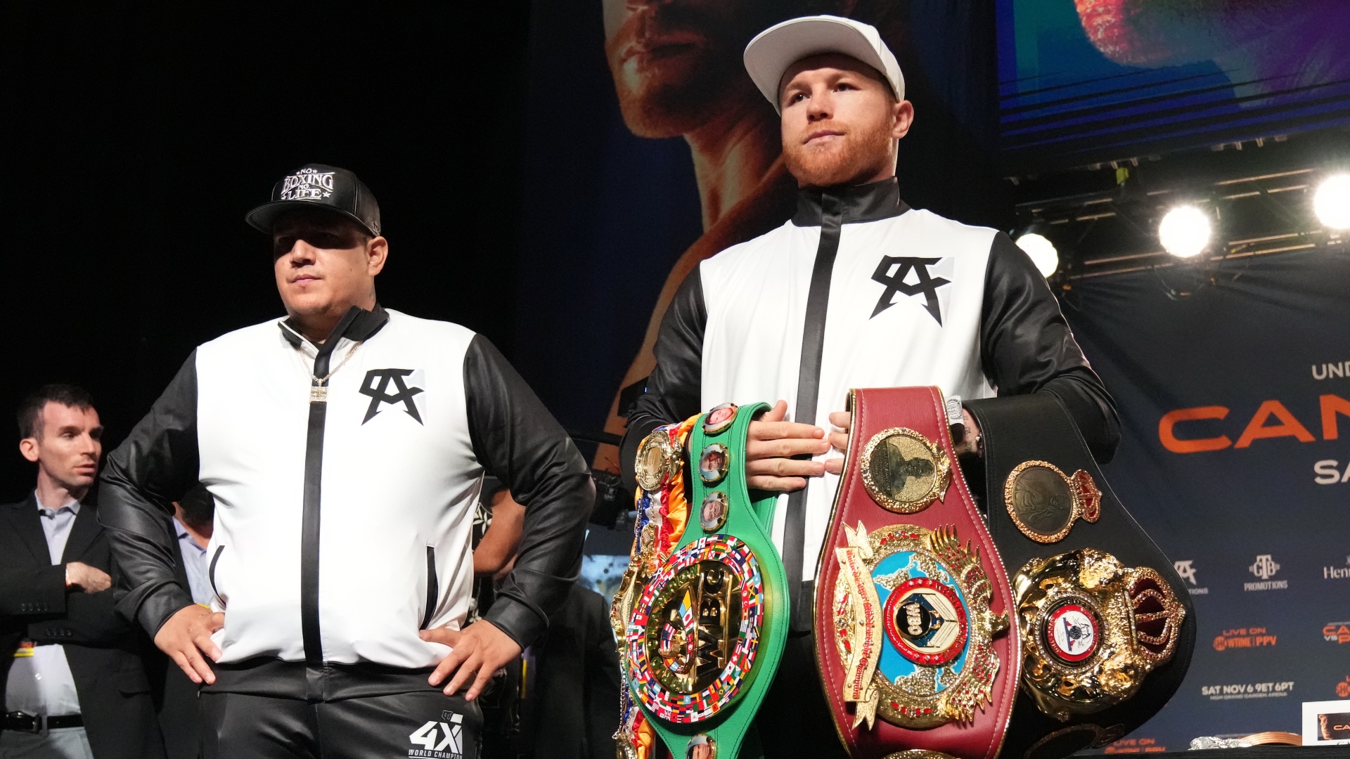 Saul Canelo Alvarez vs. Caleb Plant - Eddy Reynoso