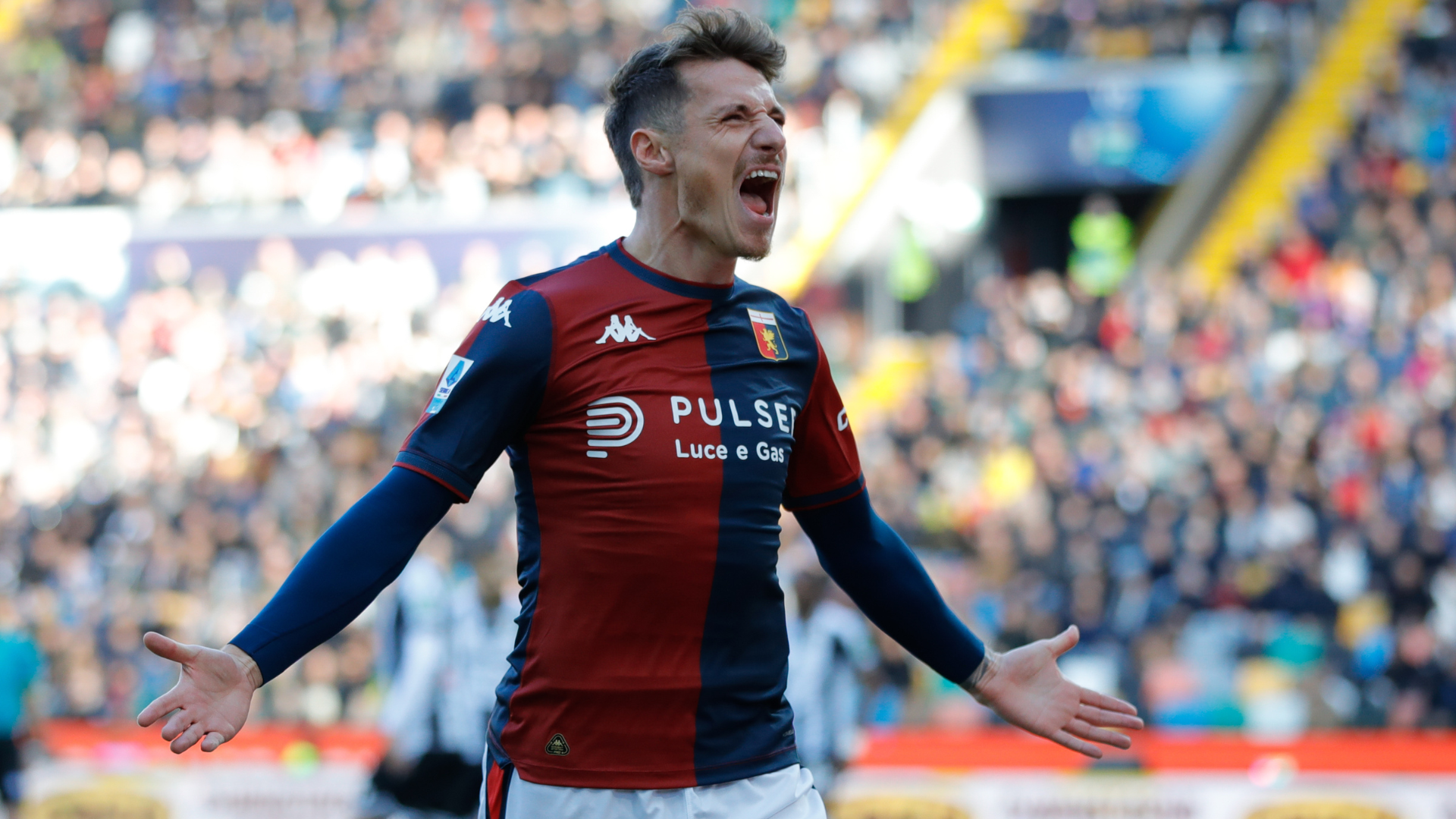 Andrea Pinamonti Genoa