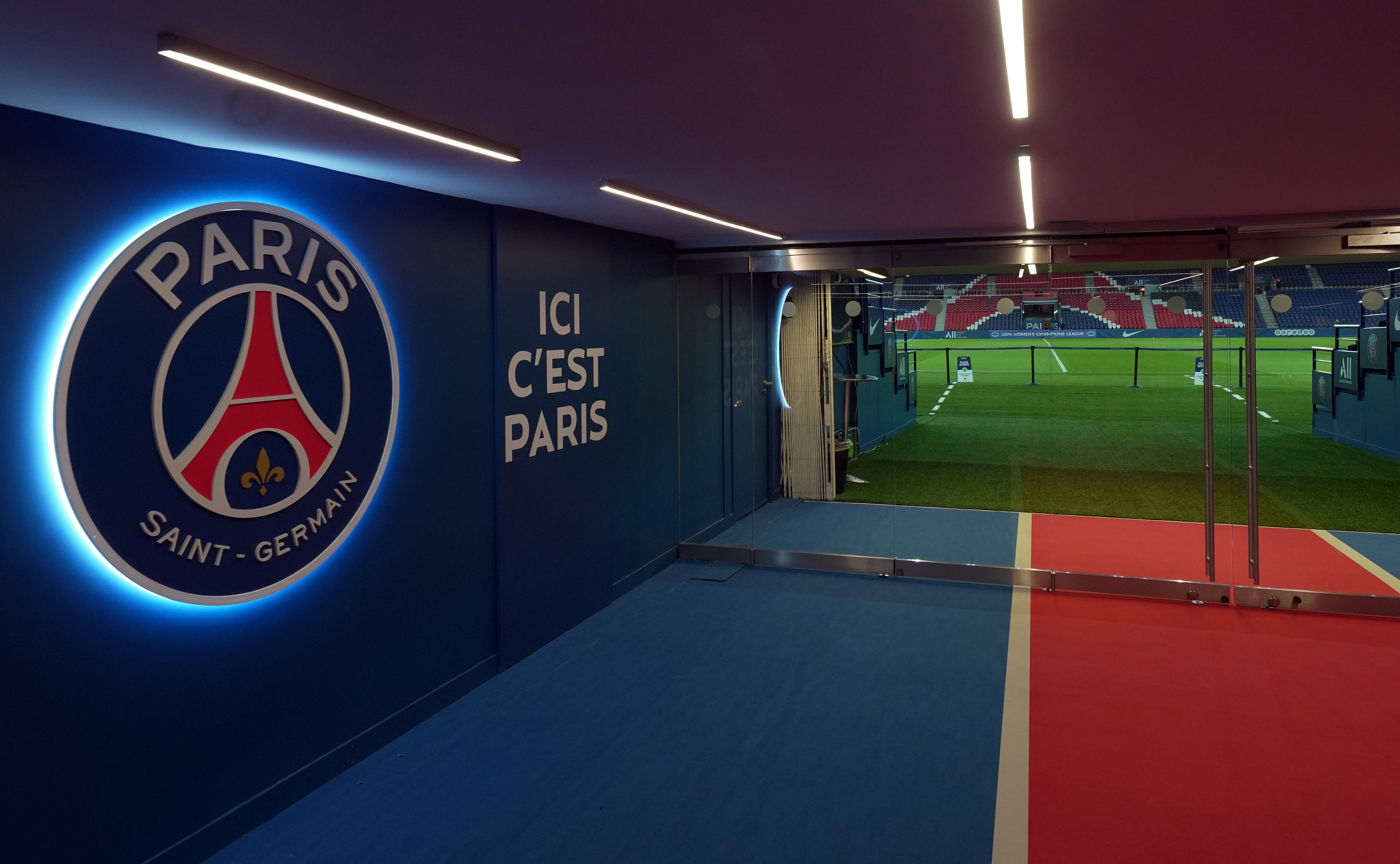PSG Paris Saint-Germain Parc des Princes Prinzenpark Spielertunnel Ici c'est Paris 09112021