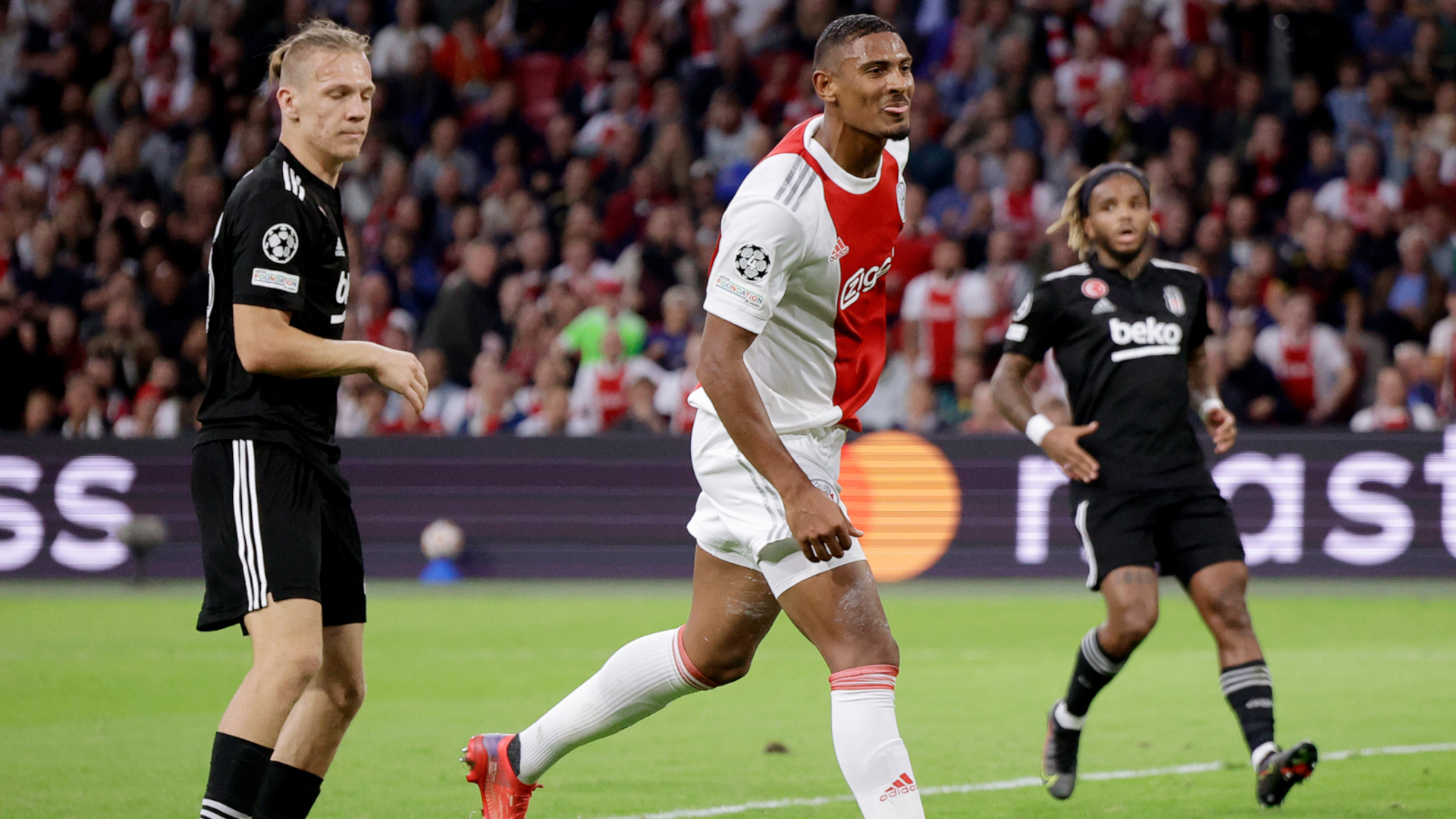 Sebastien Haller Besiktas Istanbul Ajax Amsterdam Champions League 28092021