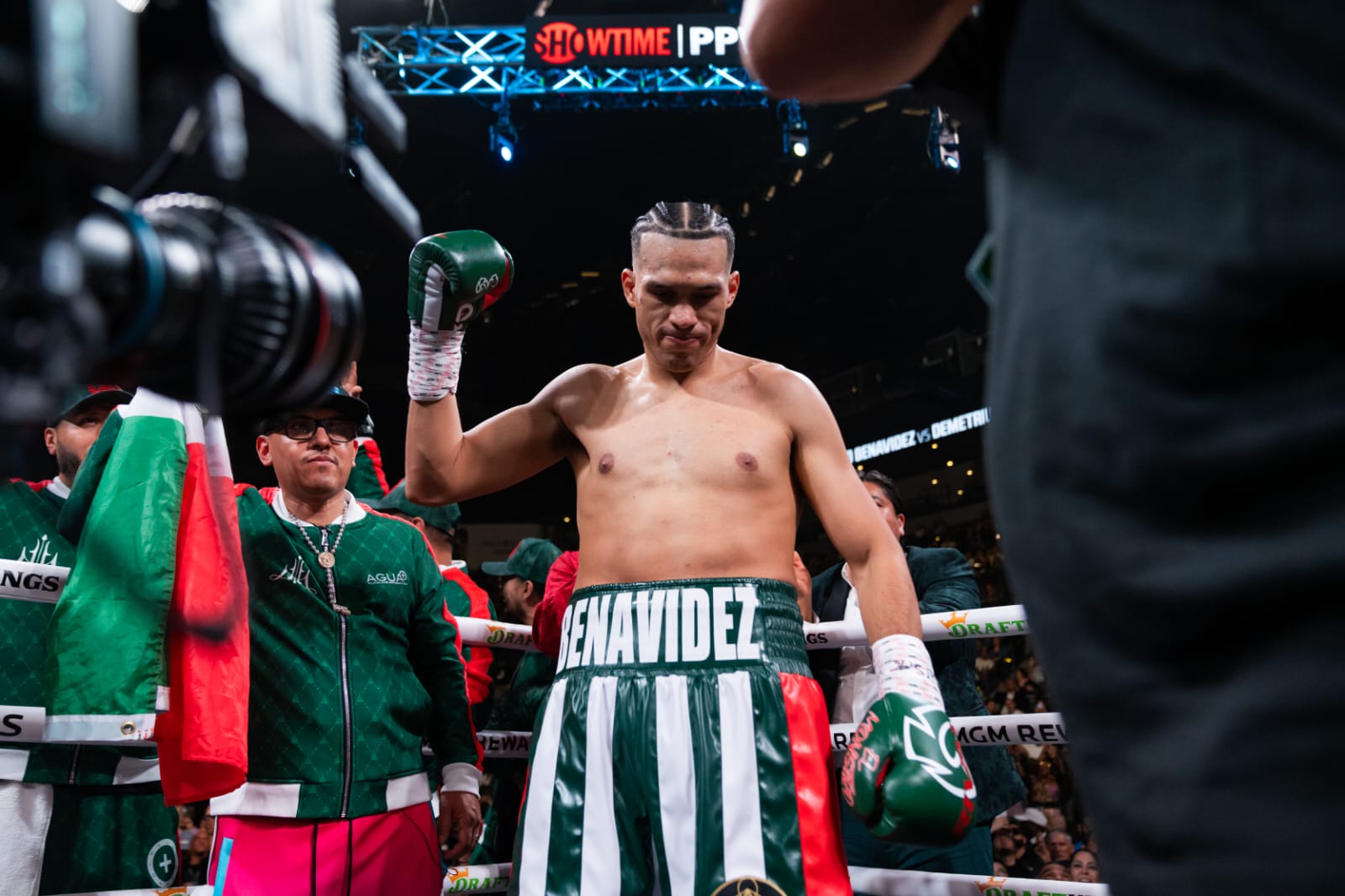David Benavidez vs. Demetrius Andrade