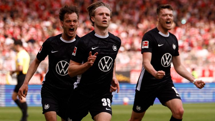 #39 Patrick Wimmer VfL Wolfsburg Bundesliga 18042026