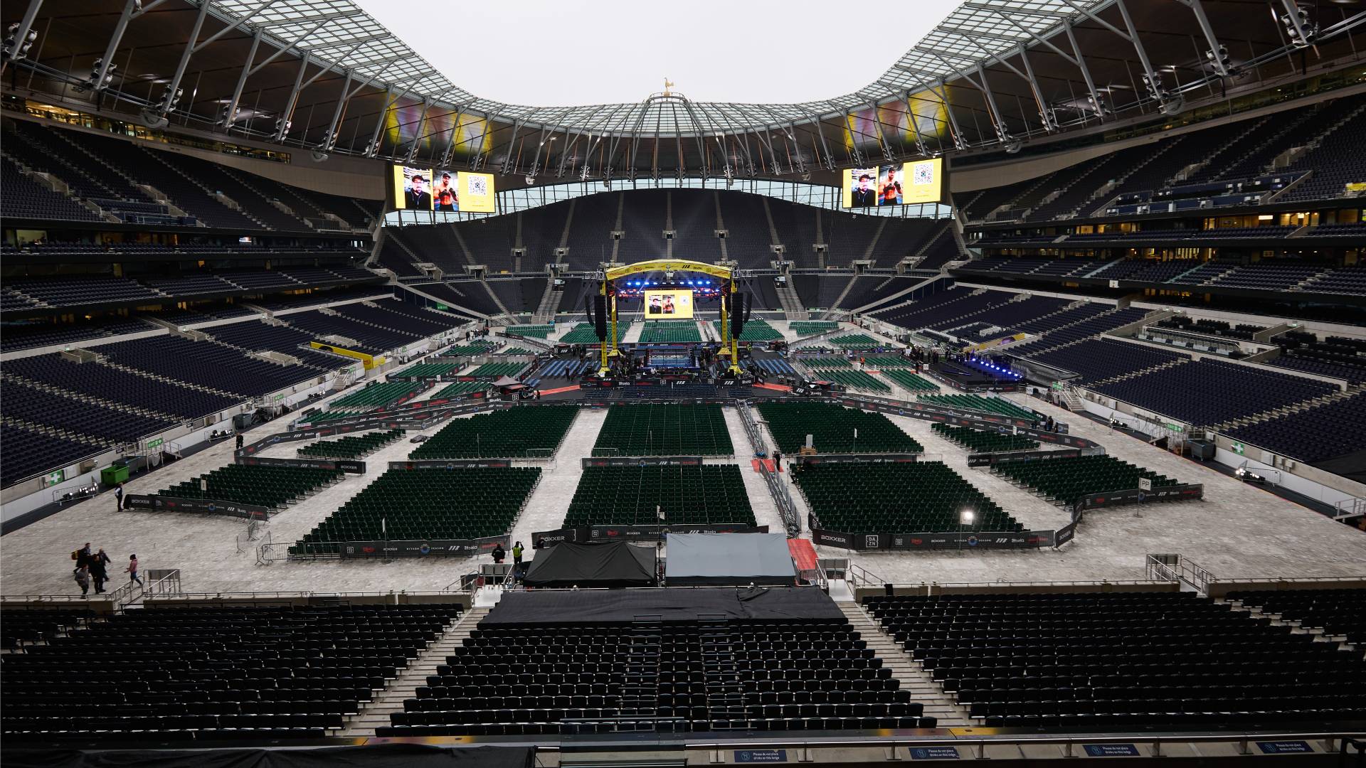 Spurs stadium Eubank Jr-Benn 2_15112025