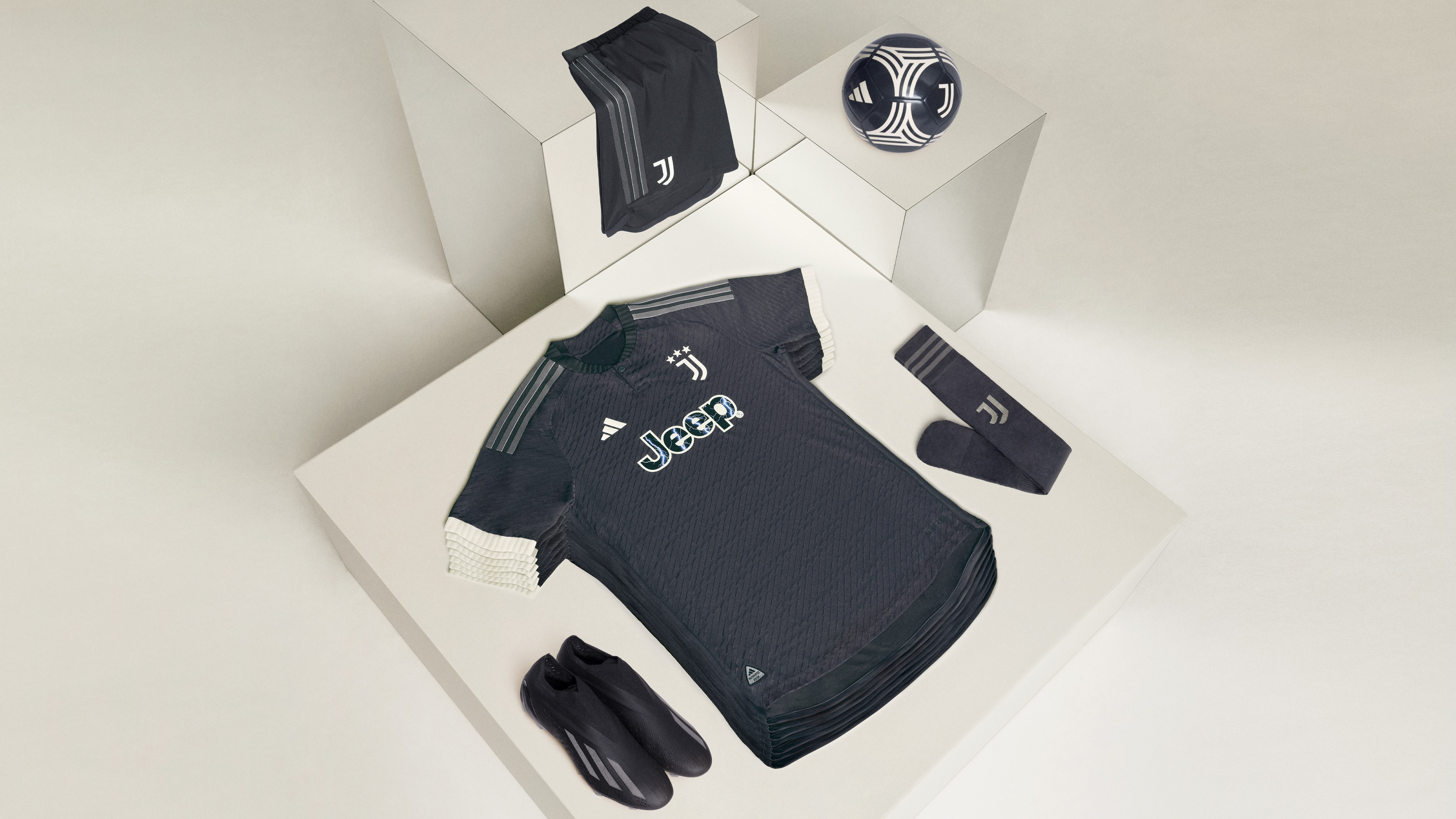 Third kit Juventus 2023/24