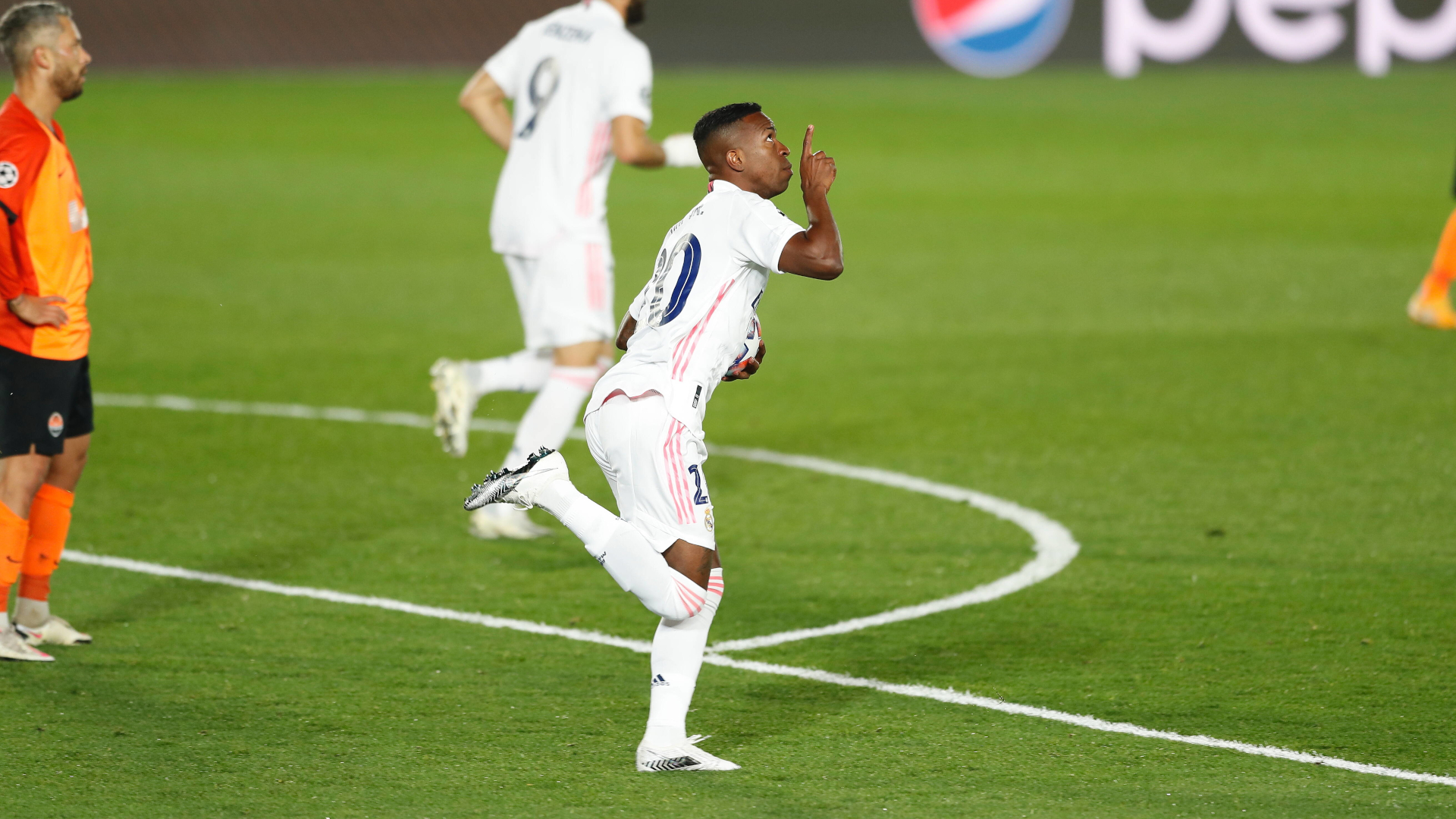 ONLY GERMANY Vinicius Junior Real Madrid vs. Schachtjor Donezk Champions League 21102020