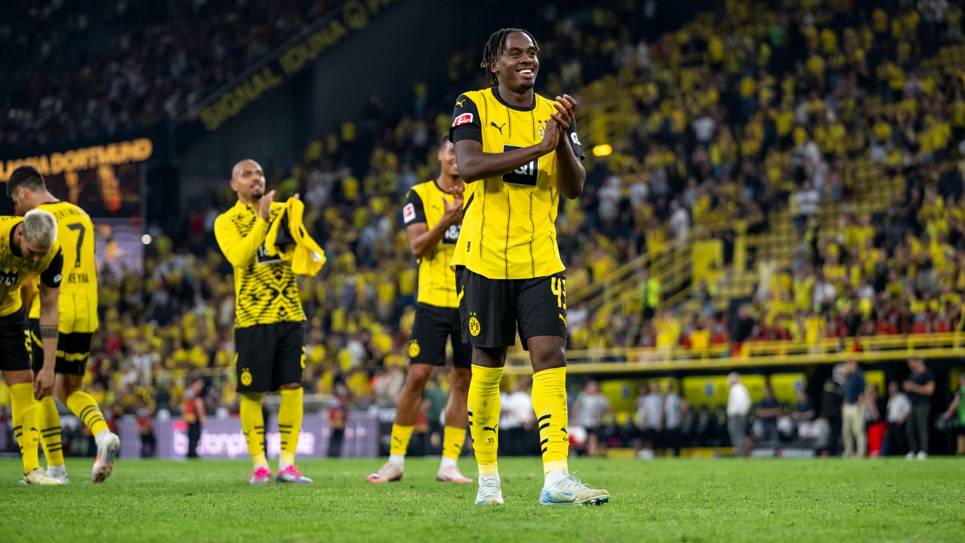 BVB Dortmund Jamie Gittens Bundesliga 230824