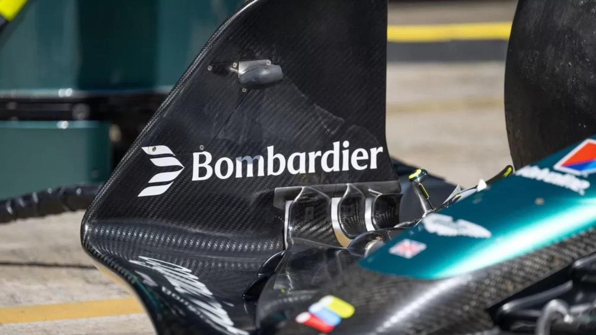 Alerón Aston Martin