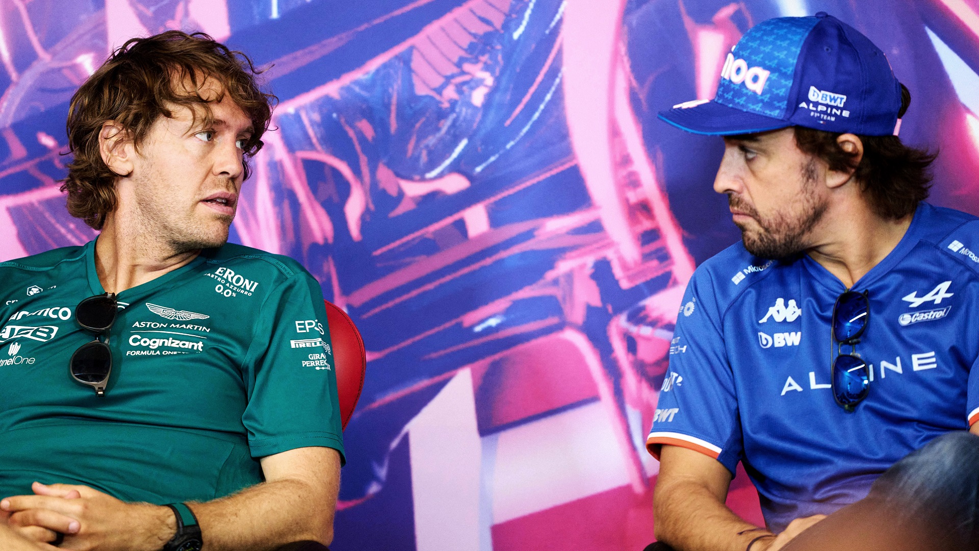 2022-08-04 Vettel Alonso F1 Formula 1