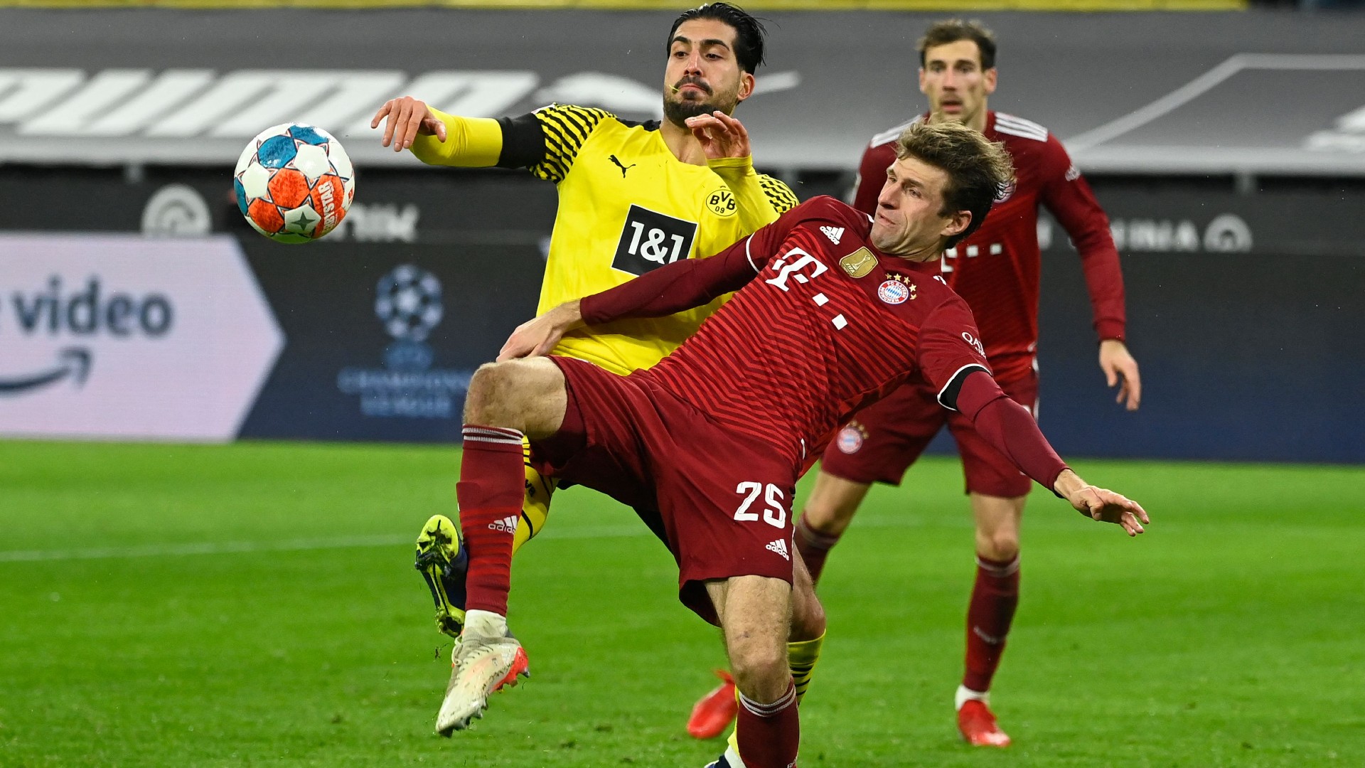 Thomas Müller FC Bayern München Emre Can Borussia Dortmund Bundesliga 04122021