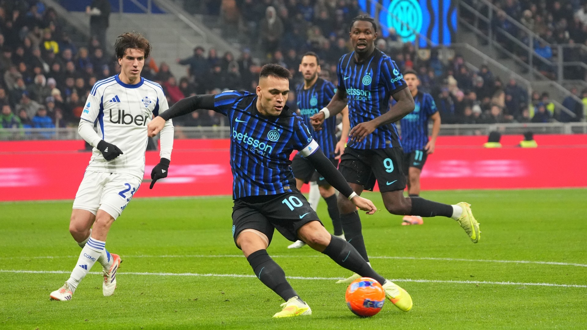 2025-12-06-inter-lautaro-martinez