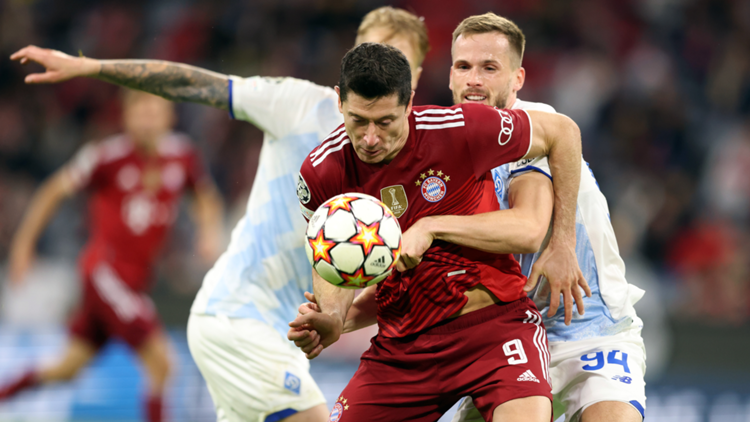 Robert Lewandowski FC Bayern München Champions League Dynamo Kiew 29092021