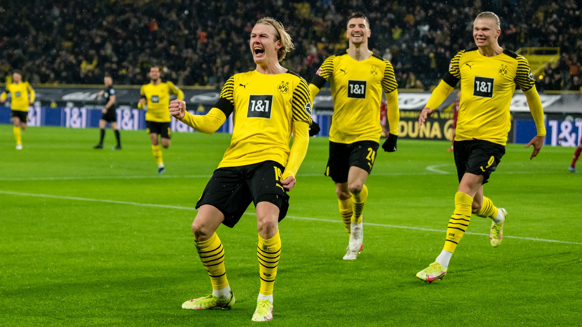 Borussia Dortmund Julian Brandt Bundesliga 04122021