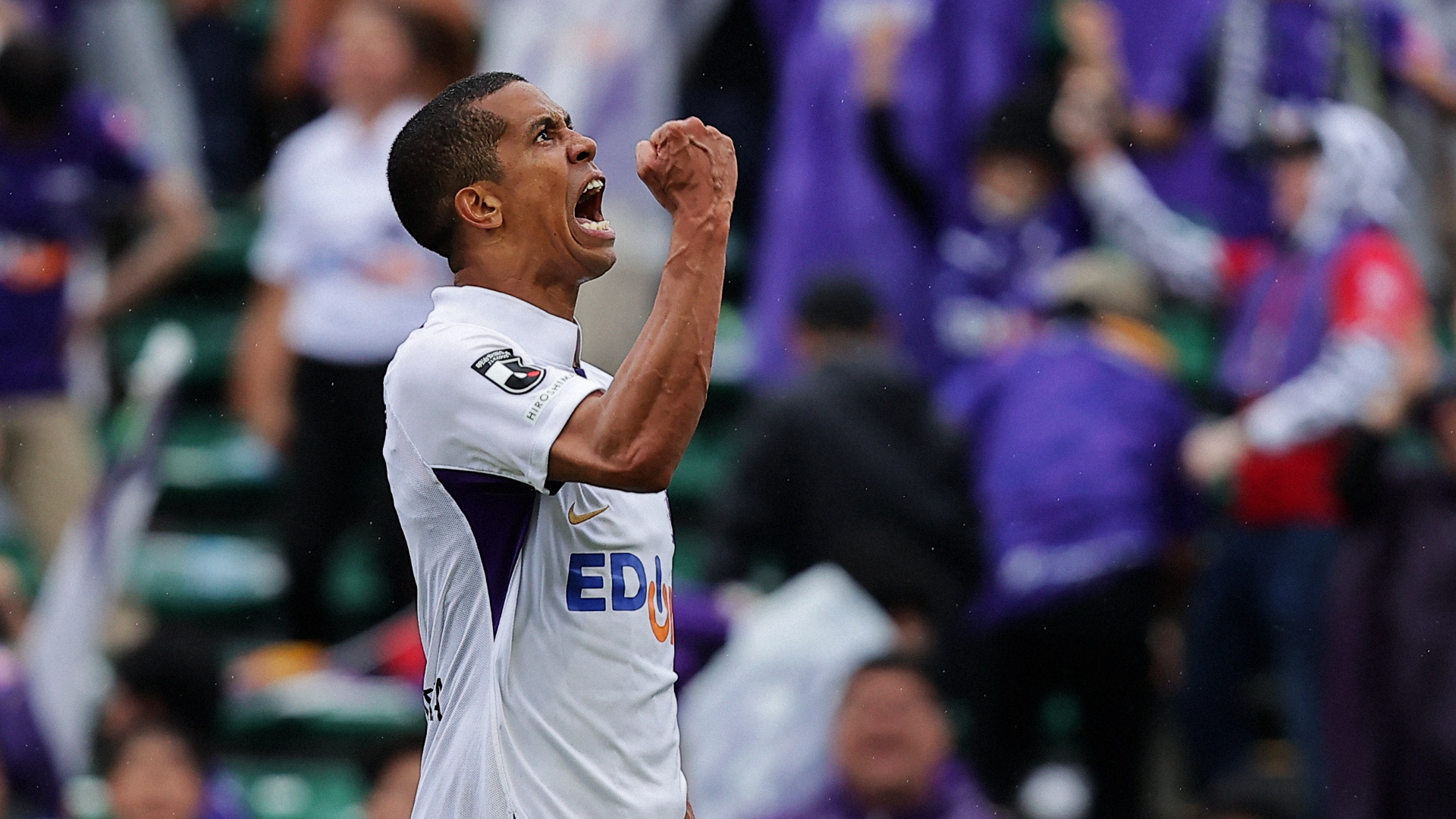 2023-05-01-Jleague-Douglas-Vieira