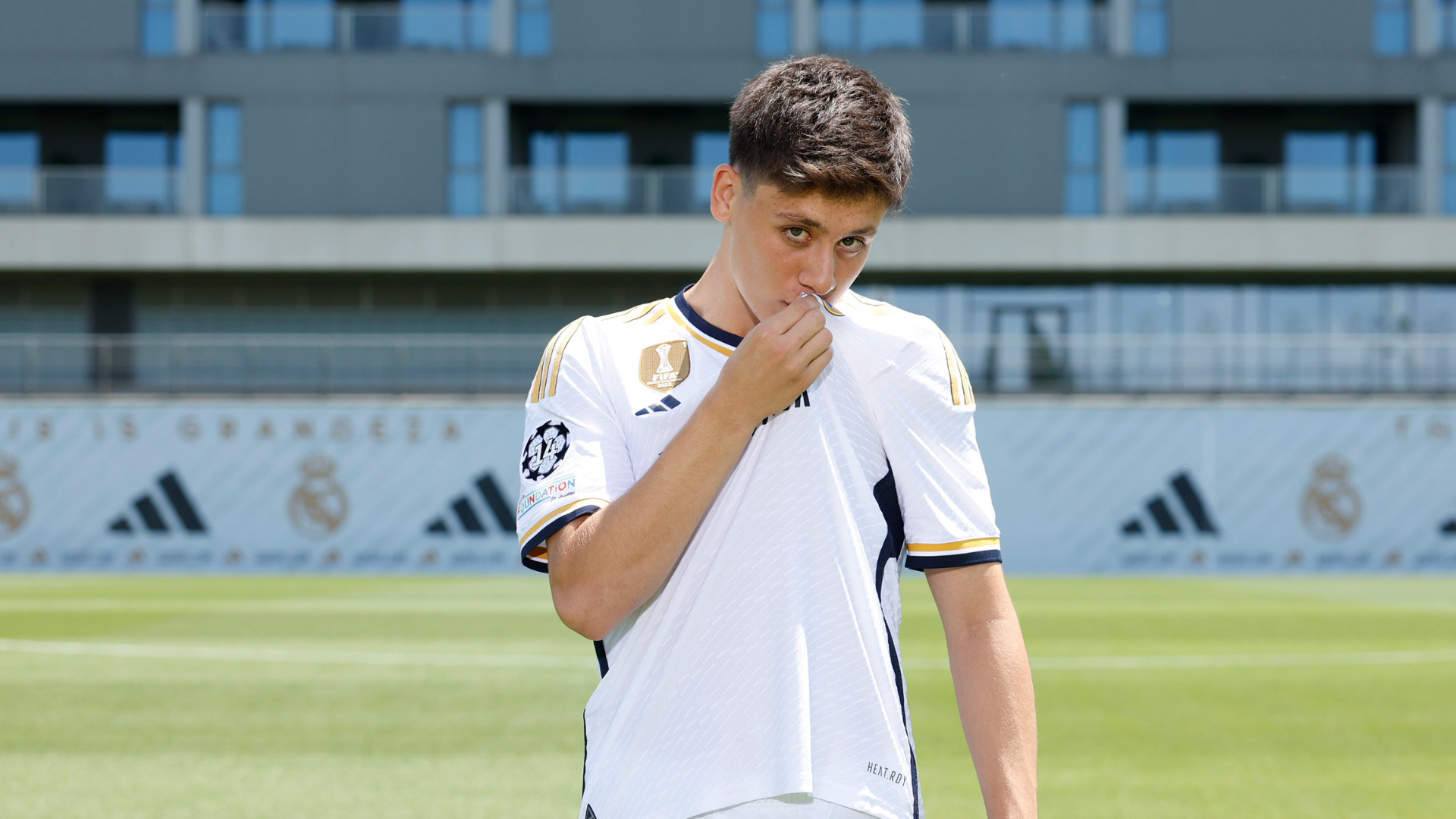 Arda Güler presentación Real Madrid