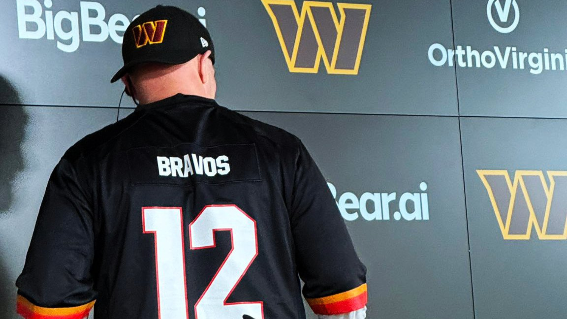 Dan Quinn, Miami Dolphins vs Washington Commanders, NFL Game Madrid 2025, Dan Quinn, Madrid Bravos