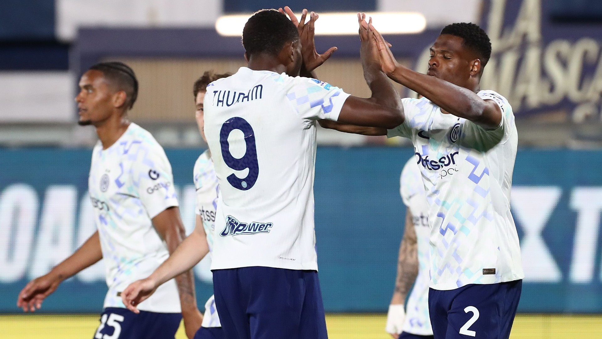 2026-04-12-inter-thuram-dumfries