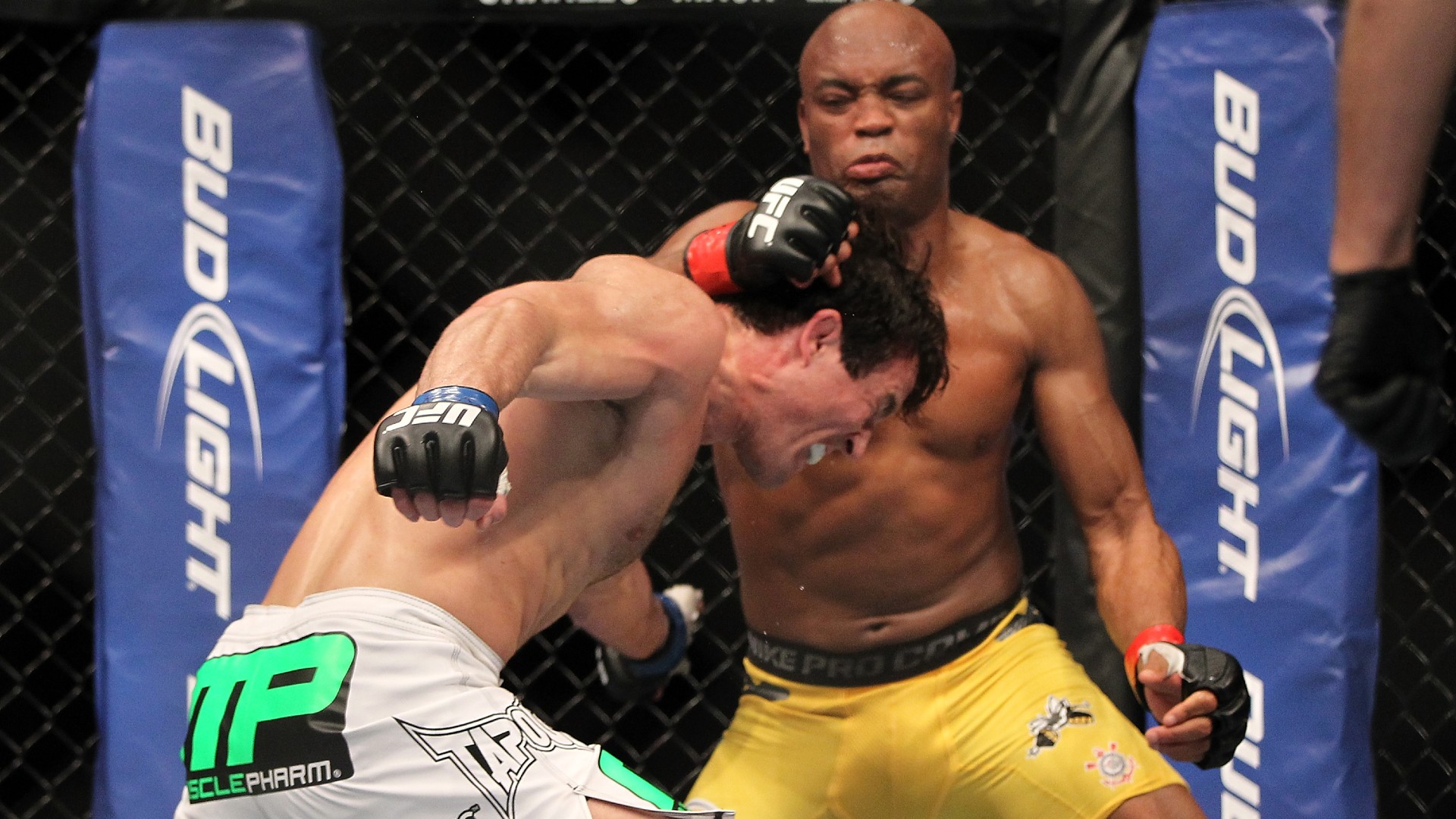 Silva-Sonnen 2 UFC_July2012