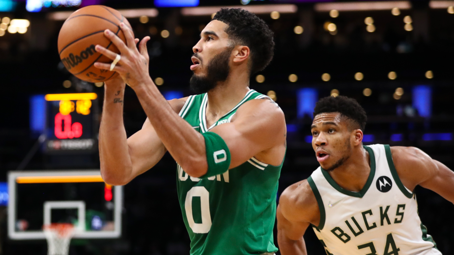 Jayson Tatum Giannis Antetokounmpo Boston Celtics Milwaukee Bucks NBA 13122021