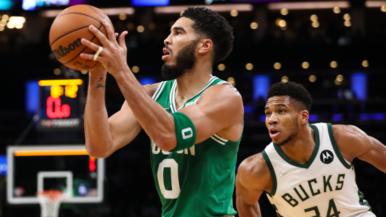 Jayson Tatum Giannis Antetokounmpo Boston Celtics Milwaukee Bucks NBA 13122021