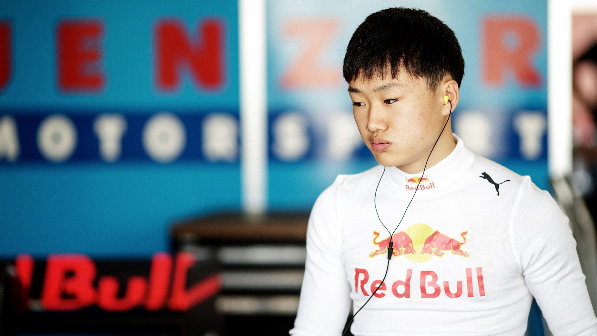 2023-03-02 2018 Test Tsunoda F1 Formula 1