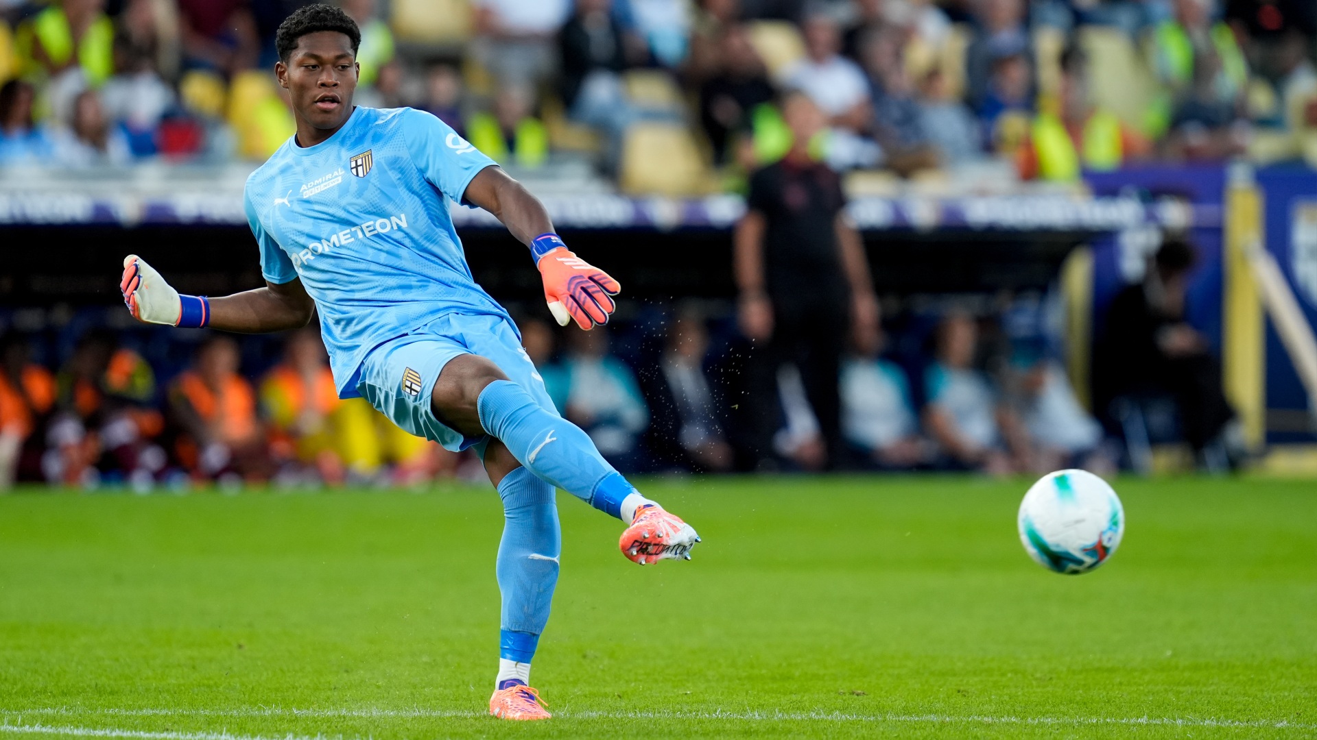 ヒーローになって帰って来た」ブラジル撃破の日本代表守護神、鈴木彩艶