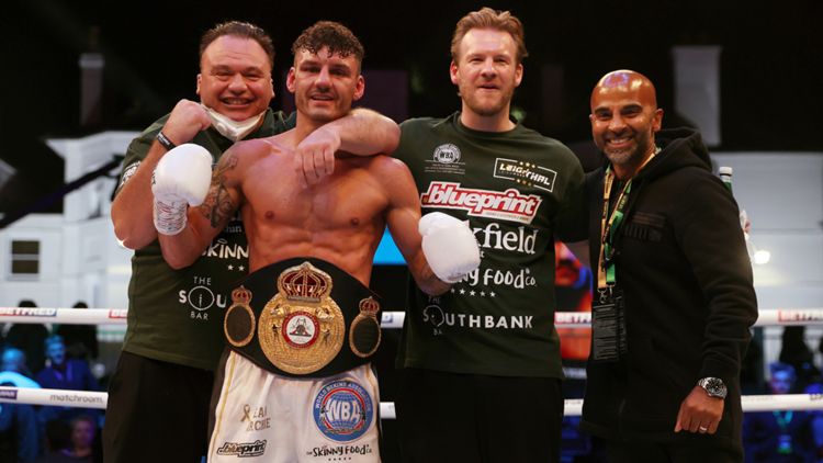 leigh-wood-champion-fight-camp-matchroom-ftr