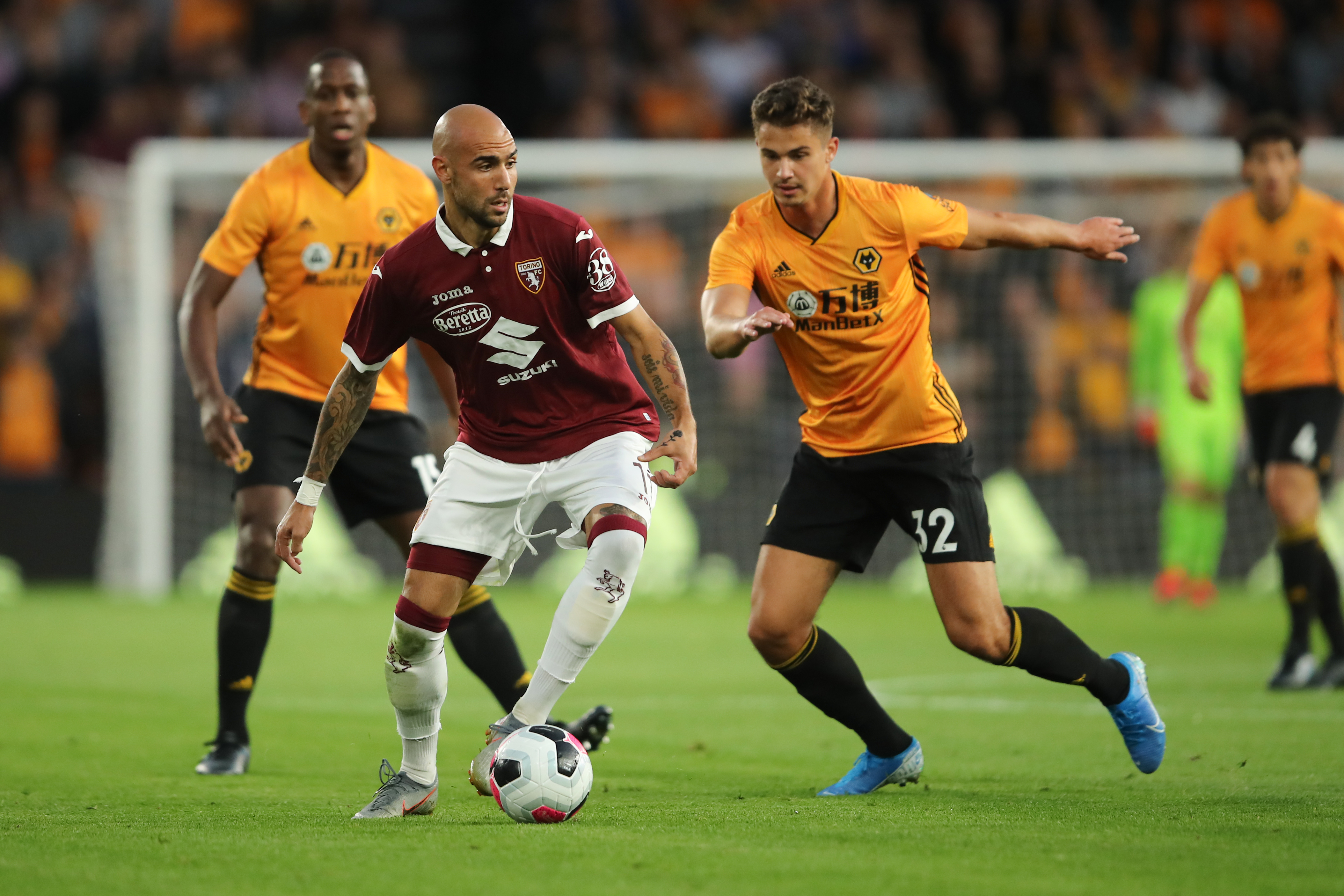 Simone Zaza in azione durante il match tra Torino e Wolverhampton