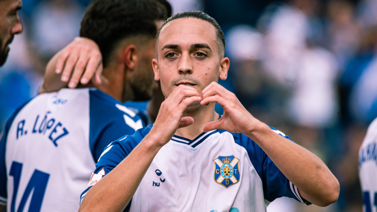 Luismi Cruz CD Tenerife 2023/24 LALIGA HYPERMOTION