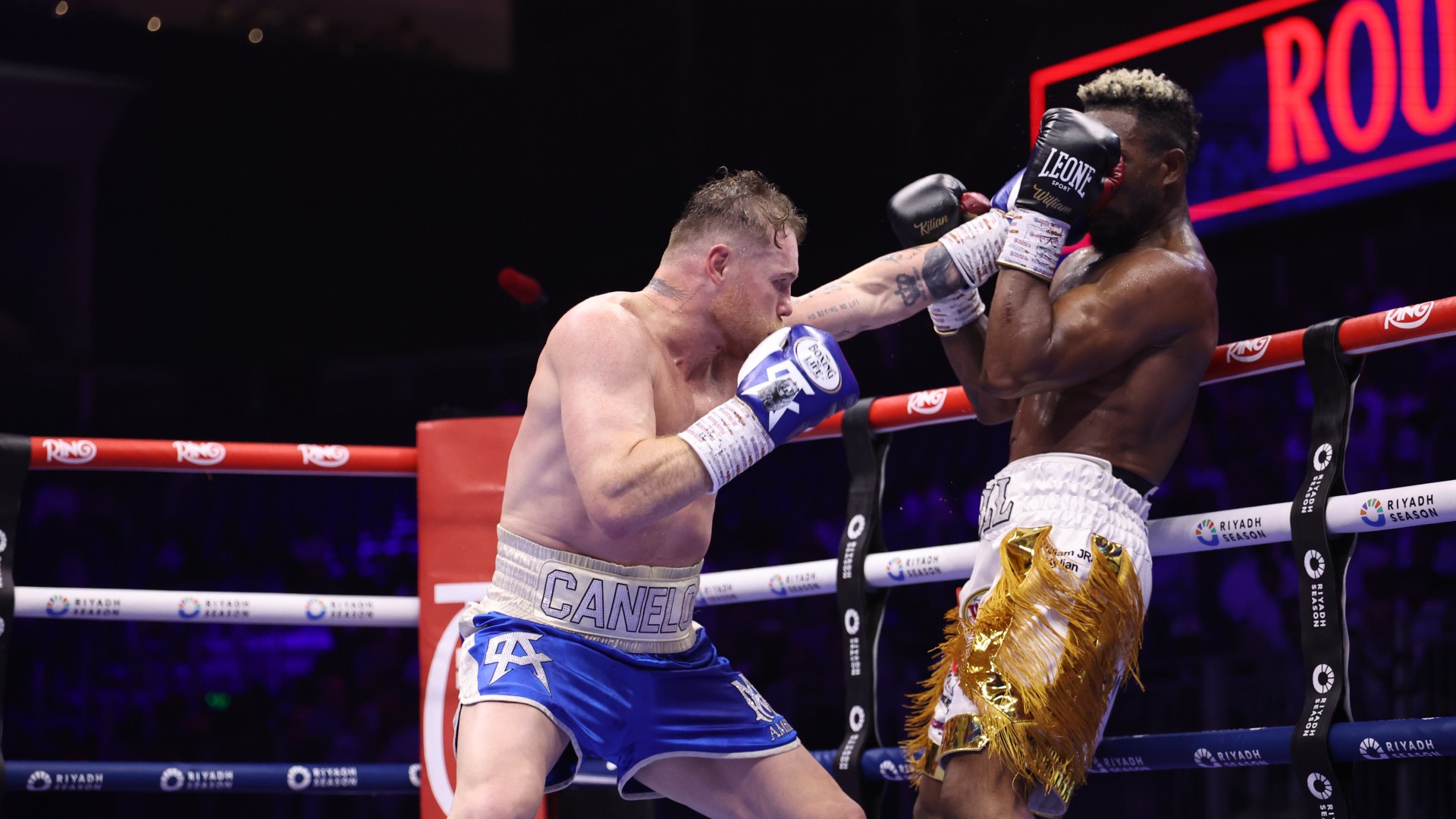 Canelo Alvarez vs. William Scull