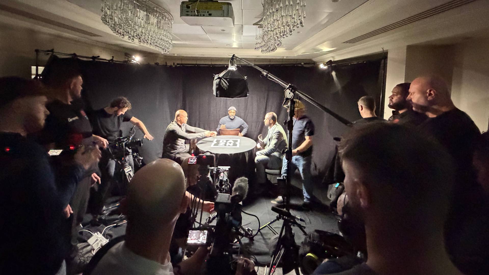 WIDE Wardley-Dubois face off