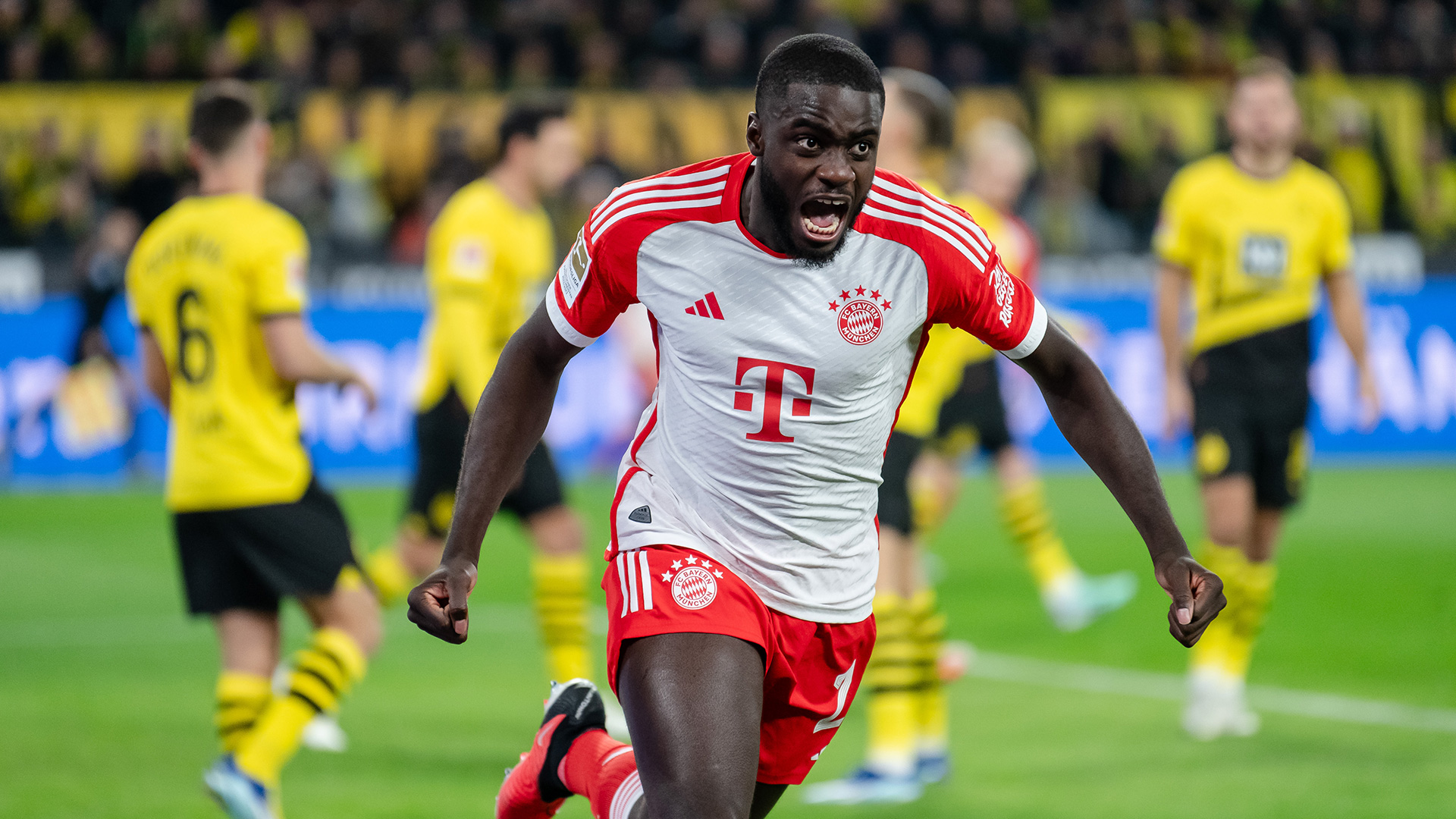 Dayot Upamecano FC Bayern München Bundesliga 04112023