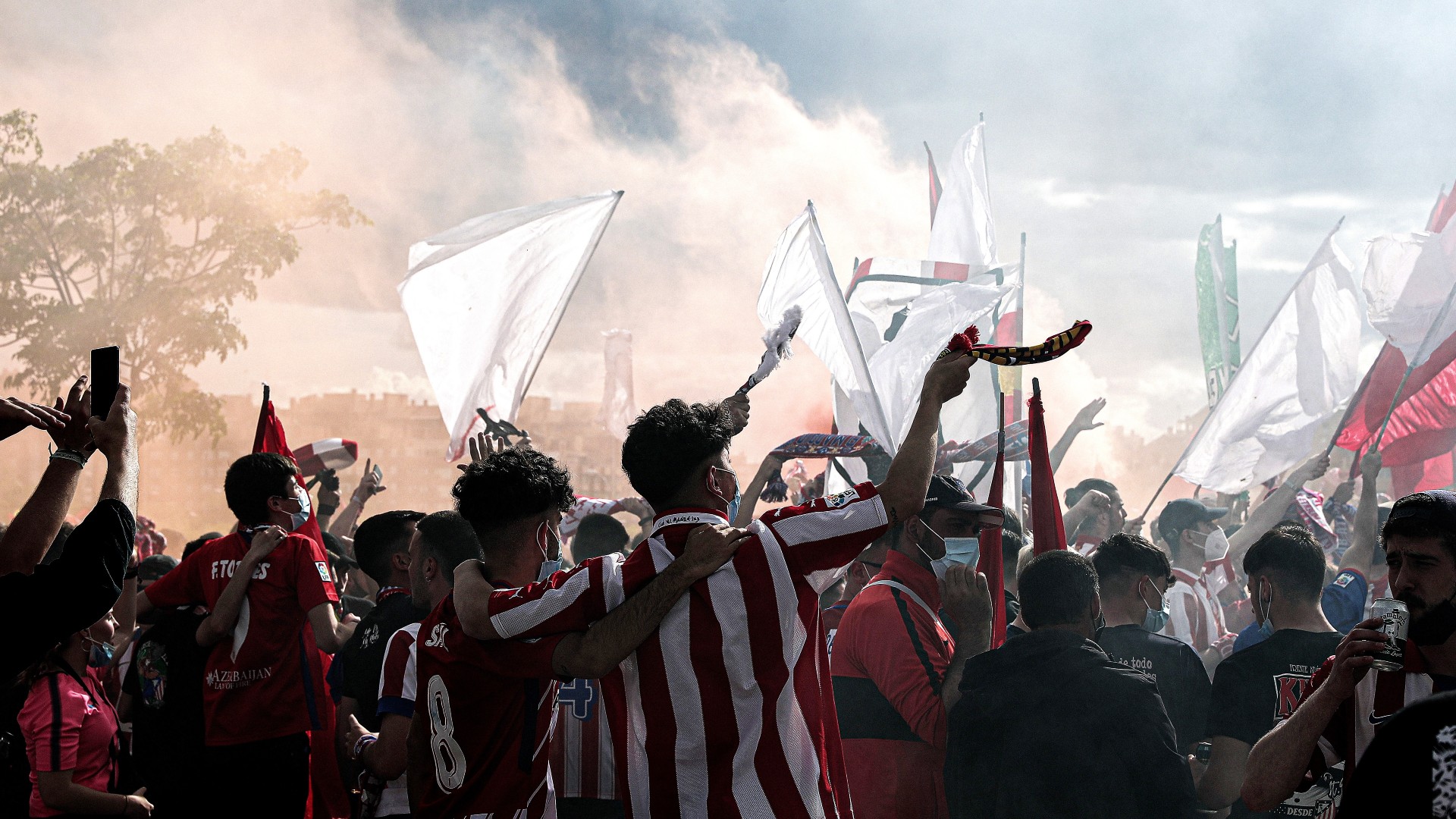 2021-05-16-Atletico-Fans