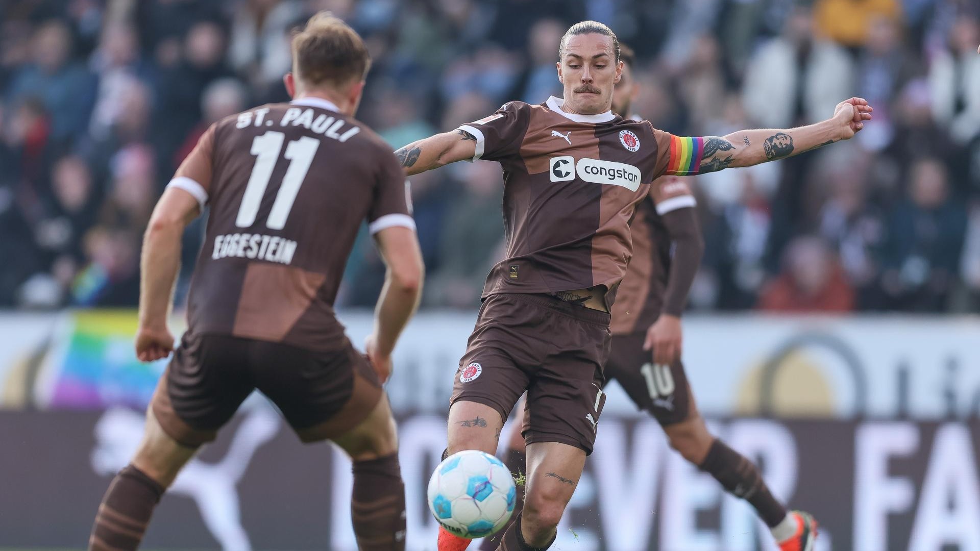 St. Pauli Jackson Irvine Bundesliga 26102024