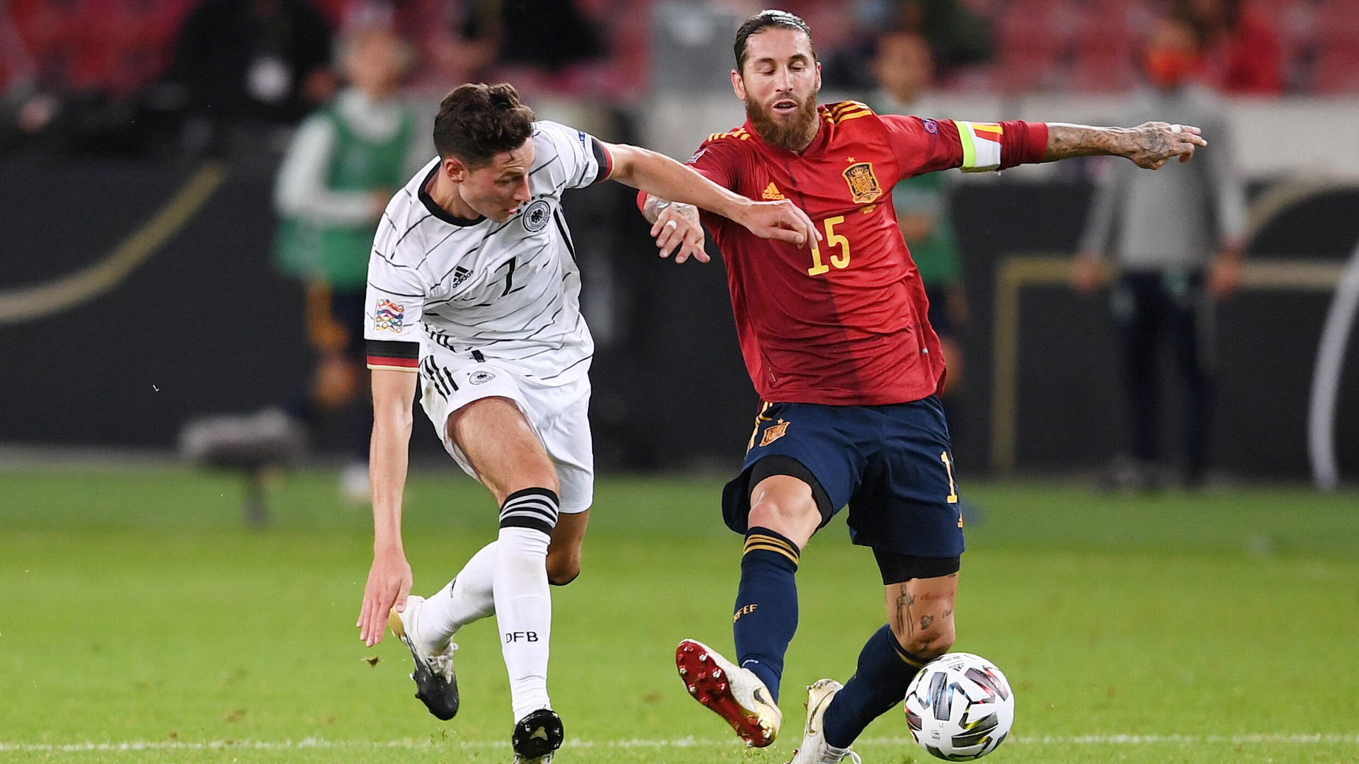 ONLY GERMANY Deutschland vs. Spanien Julian Draxler Sergio Ramos 04092020