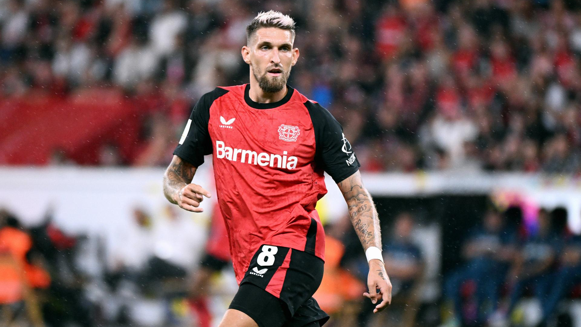 Robert Andrich Bayer Leverkusen 2025