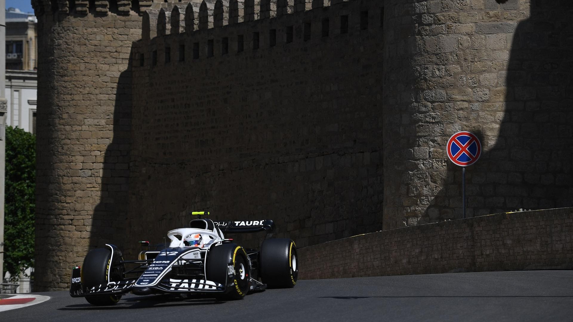 Alpha Tauri durante le qualifiche del GP d'Azerbaijan