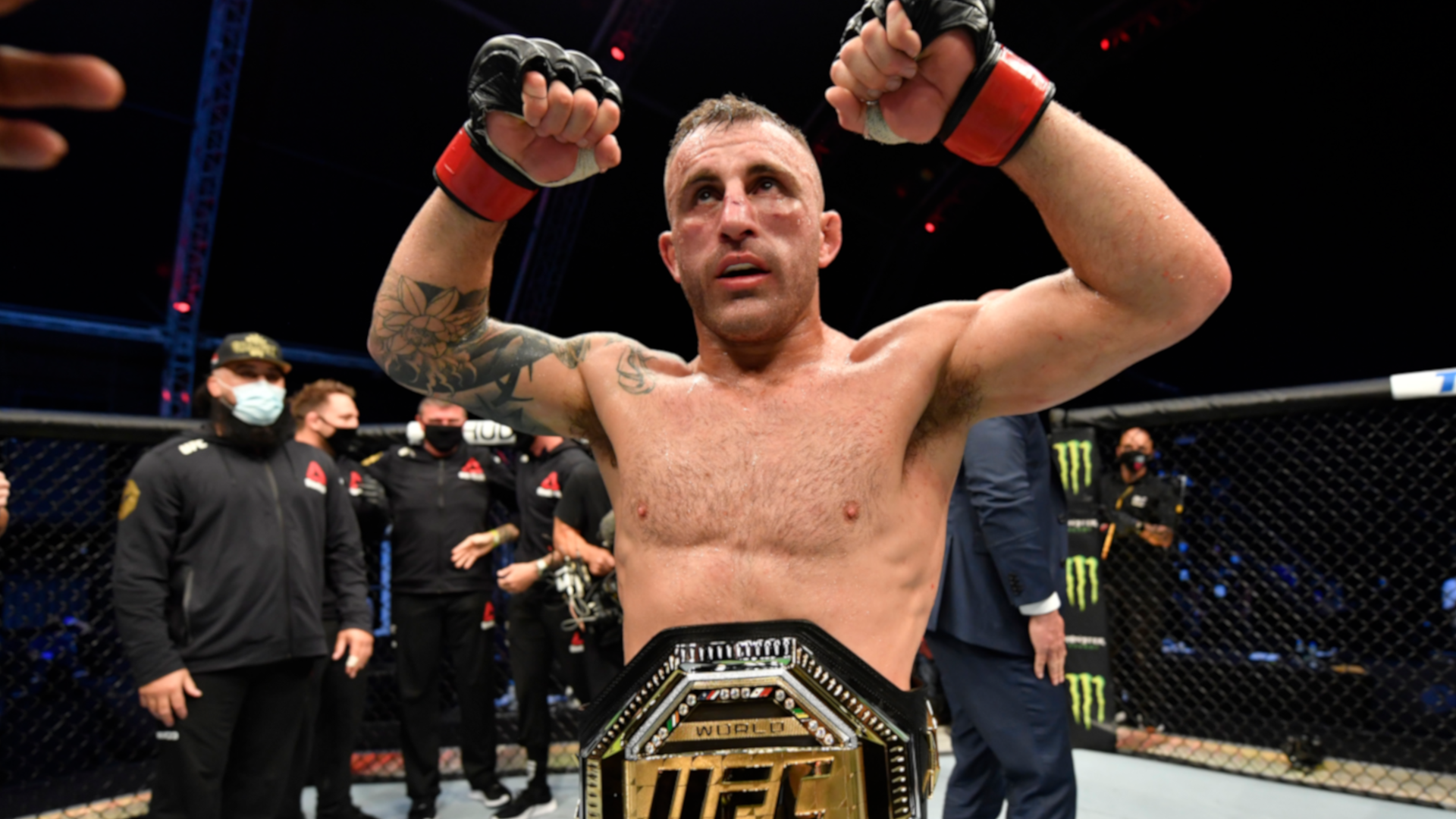 Alexander Volkanovski campione in carica dei pesi piuma in UFC